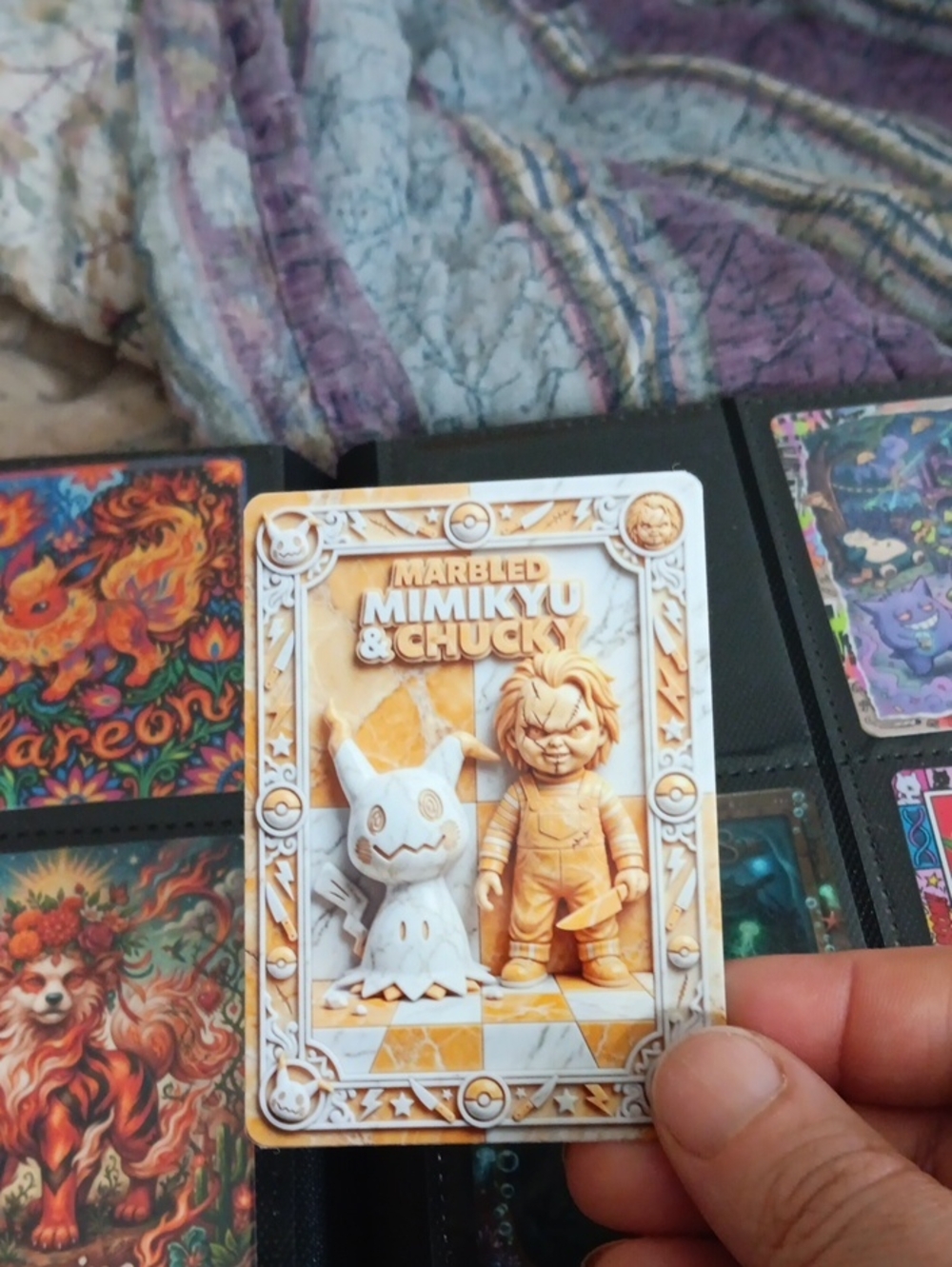 Pokemon Marbled Mimikyu & Chuck Card - White and Gold